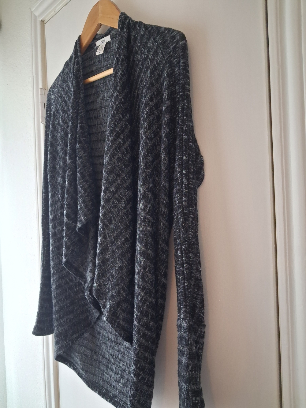 bobeau Charcoal Heather Open-Front Draped Cardigan - Picture 2 of 3